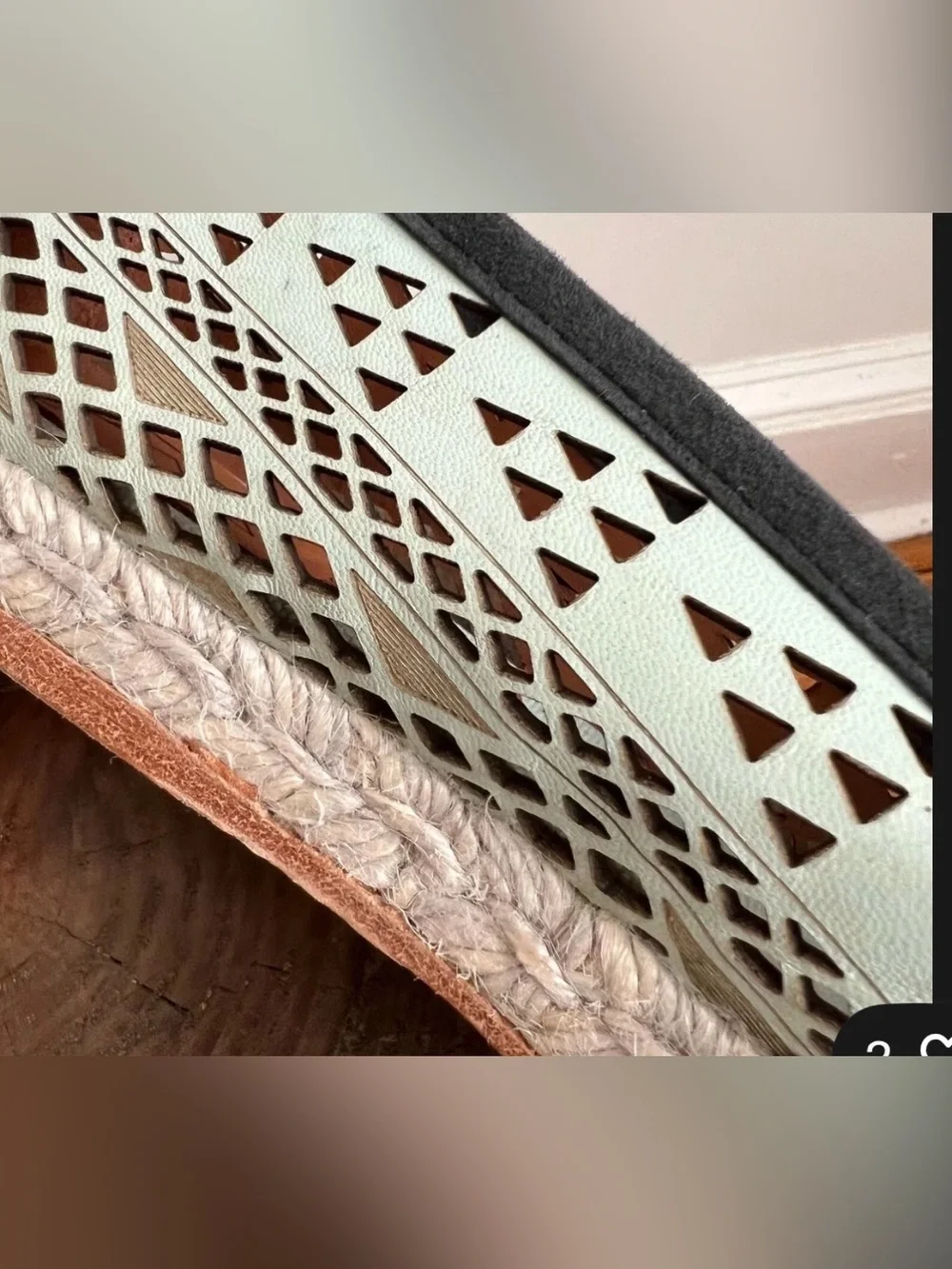 NWOB Cobra Society Women Wool & Leather Laser Cut Tapestry Espadrilles Size 6